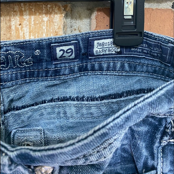 Miss Me Jeans - Picture 4 of 9